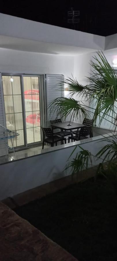 Arjan Dyli Guesthouse คซามิล ภายนอก รูปภาพ