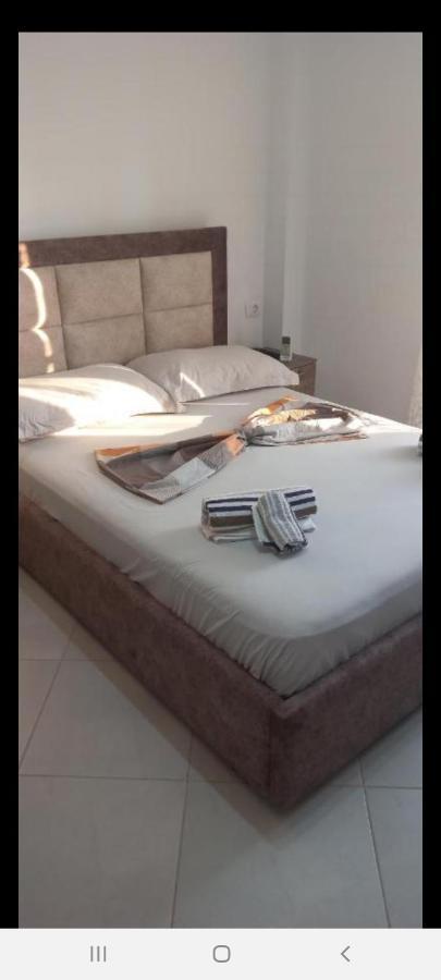 Arjan Dyli Guesthouse คซามิล ภายนอก รูปภาพ