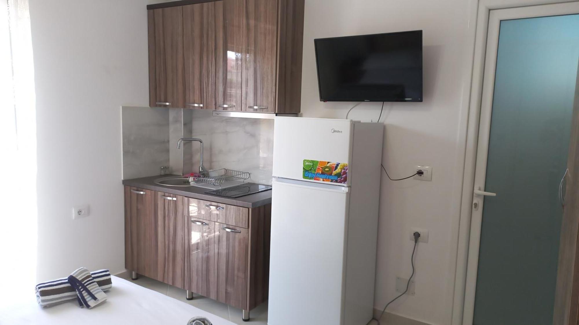 Arjan Dyli Guesthouse คซามิล ห้อง รูปภาพ